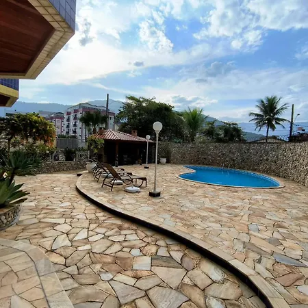 Apartamento com piscina, 300m da praia-3